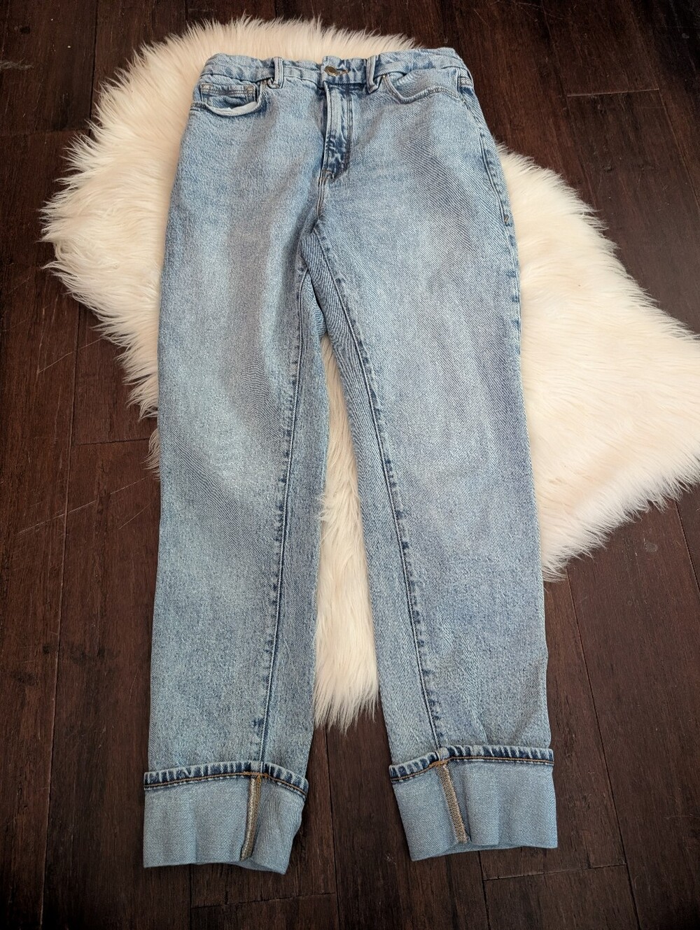 Good American Good Classic Cuffed Light Blue Boyfriend Jeans Cuffed Hem 6 / 28